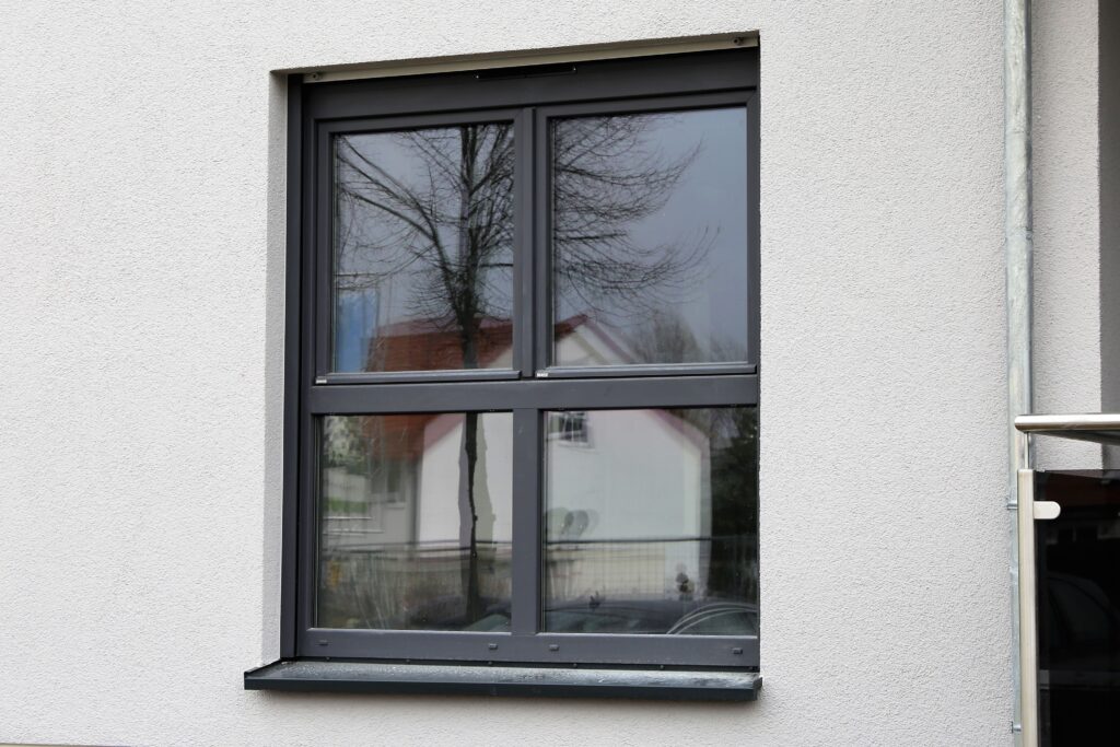 Äusseres Fensterzarge Blero Fassadenbau als Bauunternehmung